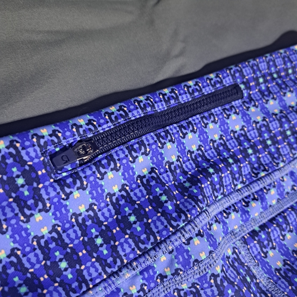 Gapfit G Fast Womens M Running Shorts‎ Blue Patterned Stretch - Picture 6 of 6